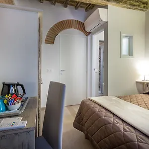 Relais Gaia 3*, Florence Italy